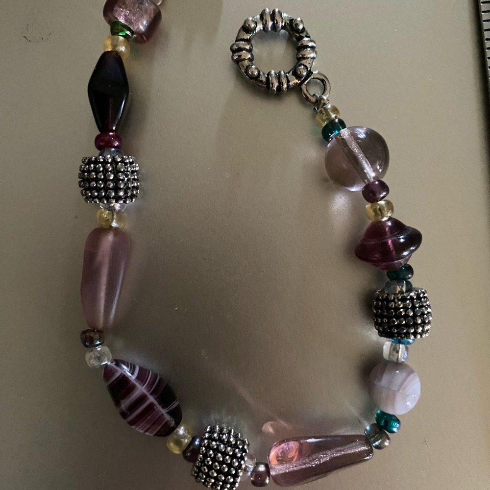 Elegant Multicolor Beaded Bracelet